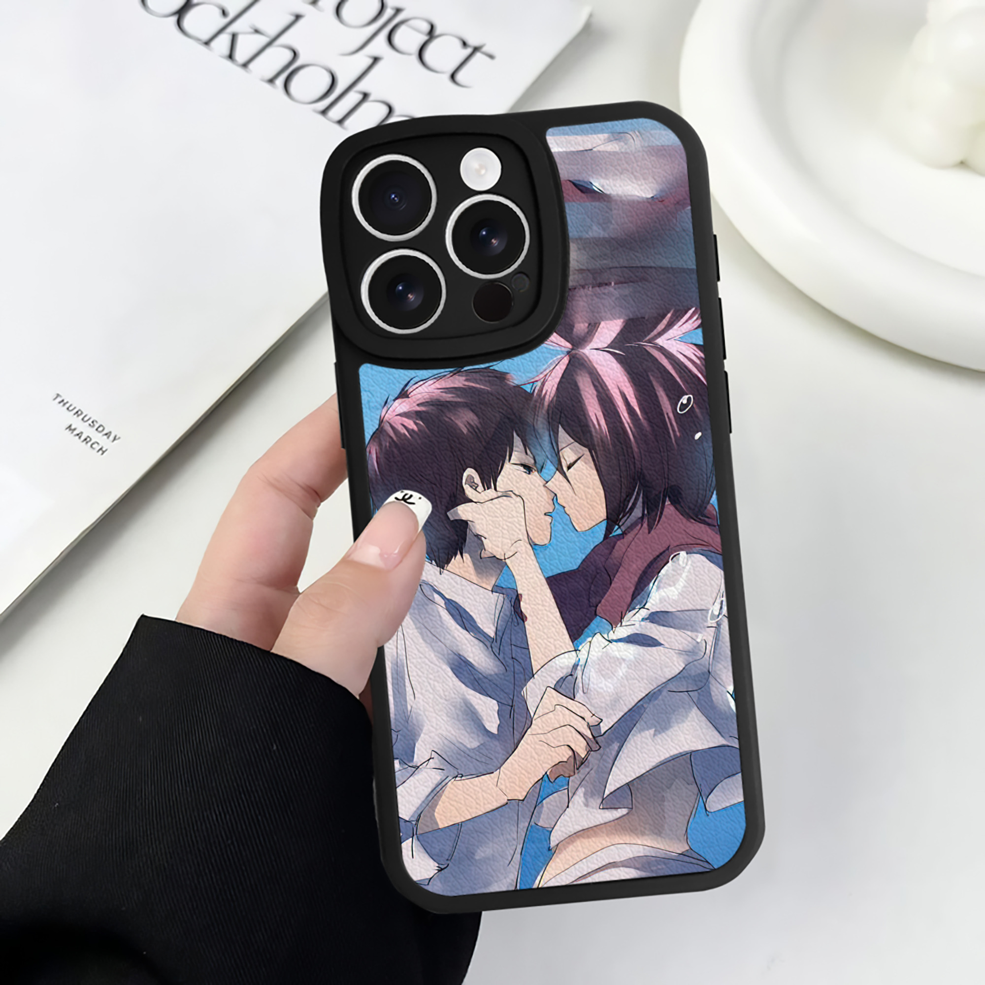 （画像用） 進撃の巨人 Attack on Titan 【iPhone 16シリーズ対応】シリコンスマホケース（レザー調） 材質：シリコン